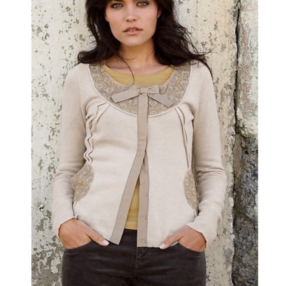 Anthropologie Guinevere Faded Shade Floral Lace Oatmeal Beige Sweater Cardigan